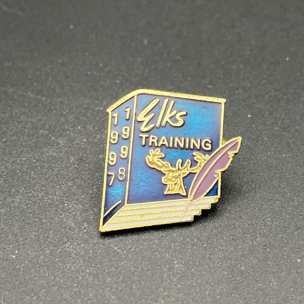 Elks Guide Book Training Fraternity Club Lapel Hat Pin